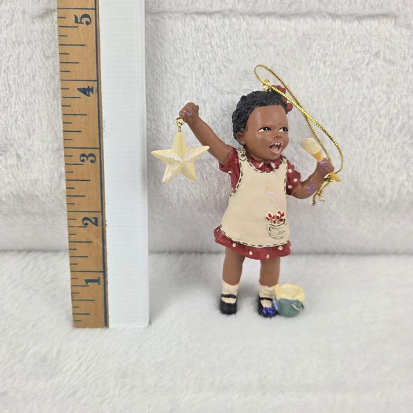 Vintage Hallmark 1996 Christy Ornament – All God's Children by Martha Holcombe - Picture 4 of 6